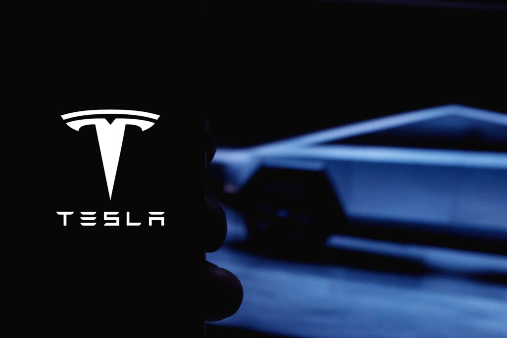 Tesla (TSLA) Loses Cybercab Chief as Stock Slides Before Robo-Taxi Rollout