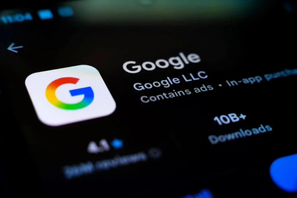 Alphabet (GOOGL) Tumbles 7% This Week — Analyst Still Predicts 41% Rally Ahead