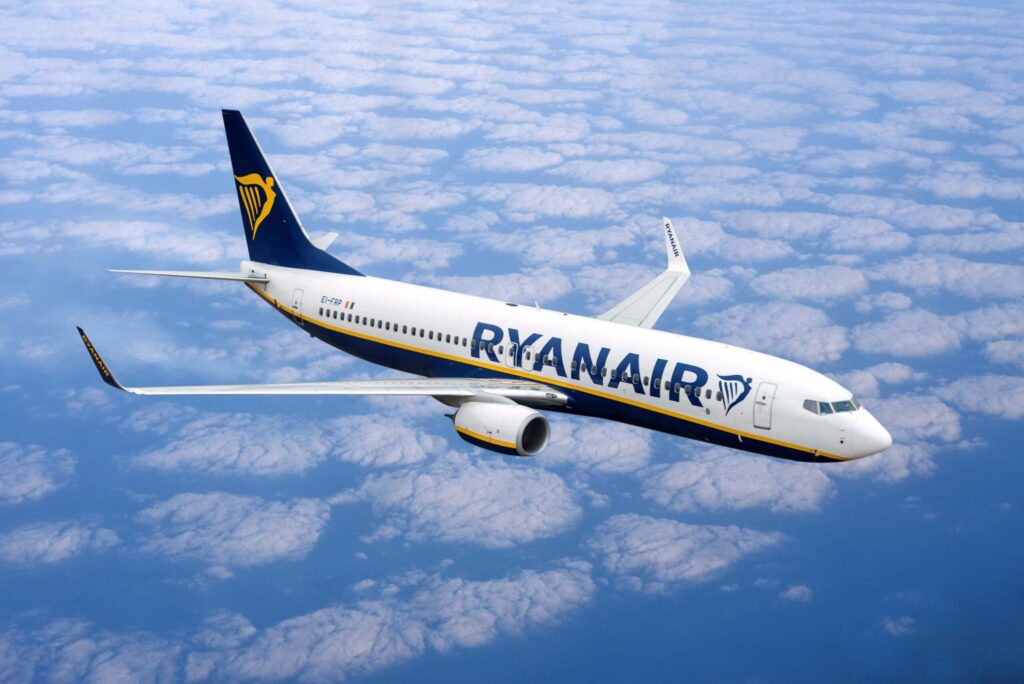 Why Ryanair (RYAAY) Stands Alone With Bullish Upgrade as Airlines Face Downgrades