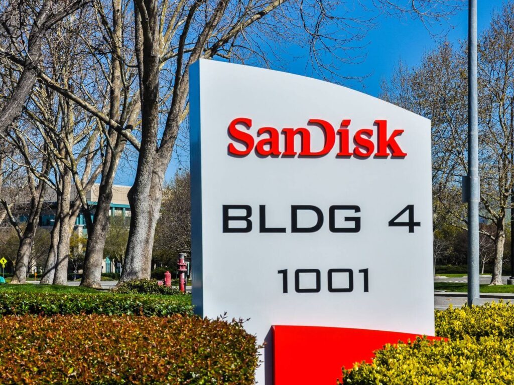 SanDisk (SNDK) Shares Soar 61% Year-Over-Year as AI Storage Needs Drive Growth