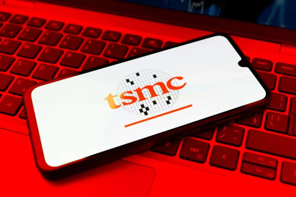 Taiwan Semiconductor (TSM) Defies Tech Selloff: Why TSMC Stock Outperforms Nvidia and Apple in 2026