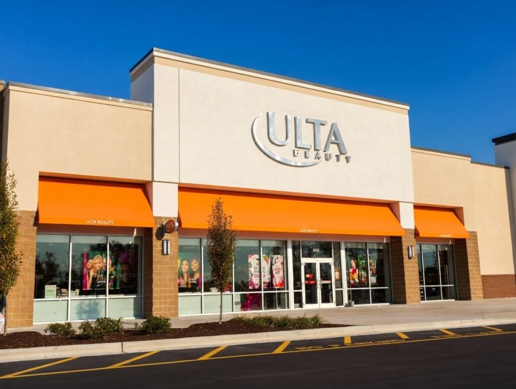 Ulta Beauty (ULTA) Shares Tumble 8% Despite Revenue Win on Weak Forward Outlook