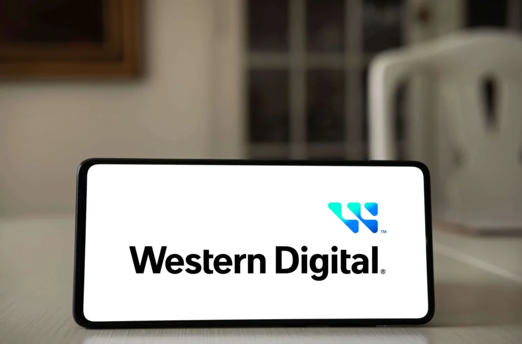 Western Digital (WDC) Rebounds After AI Concerns Trigger Monday Selloff