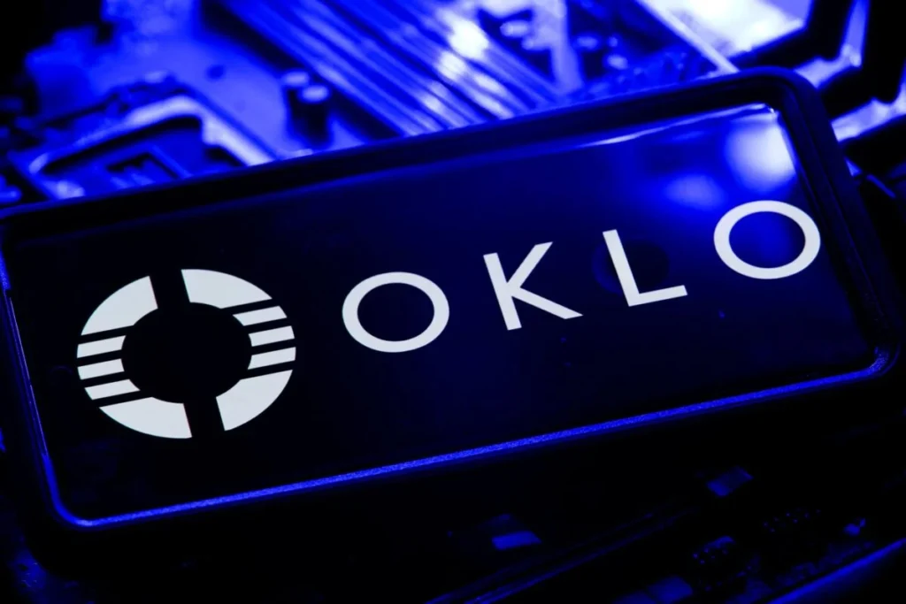 Oklo (OKLO) Plunges 9% Amid Major Insider Stock Sales Exceeding $100 Million