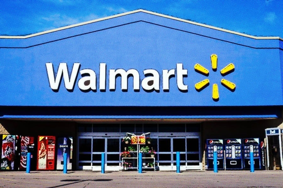 Walmart (WMT) Insiders Dump $380 Million in Stock Within Week