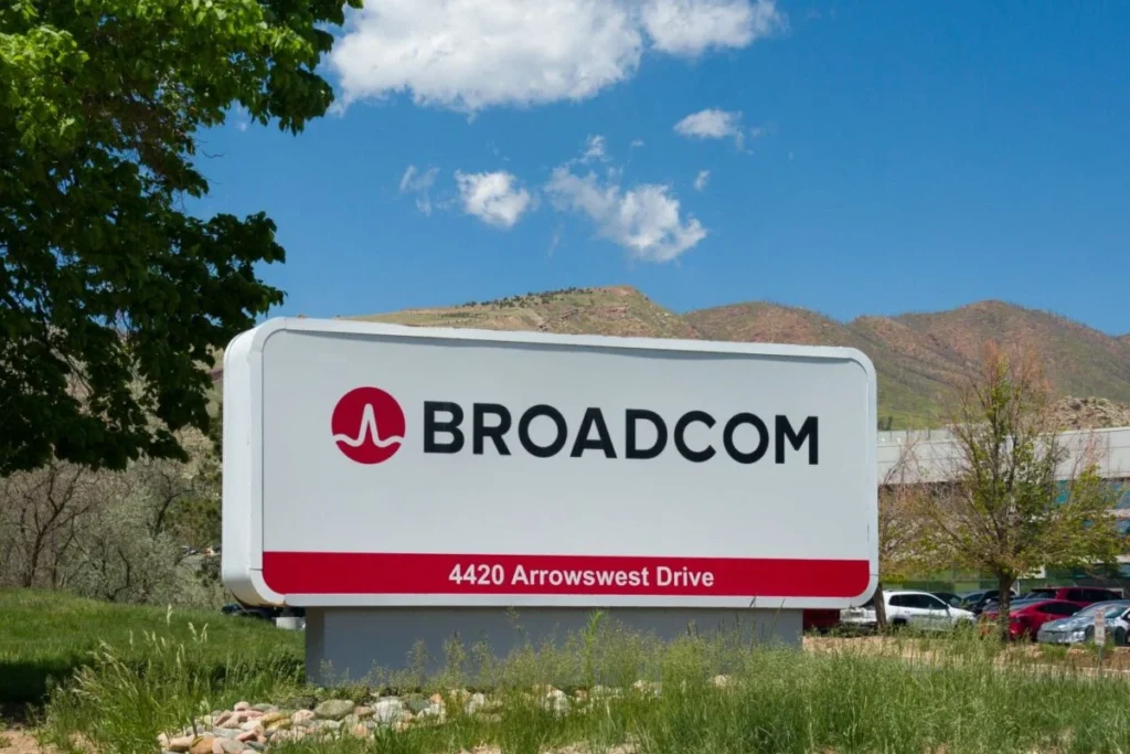Broadcom (AVGO) Surges on Extended Google TPU Partnership Through 2031