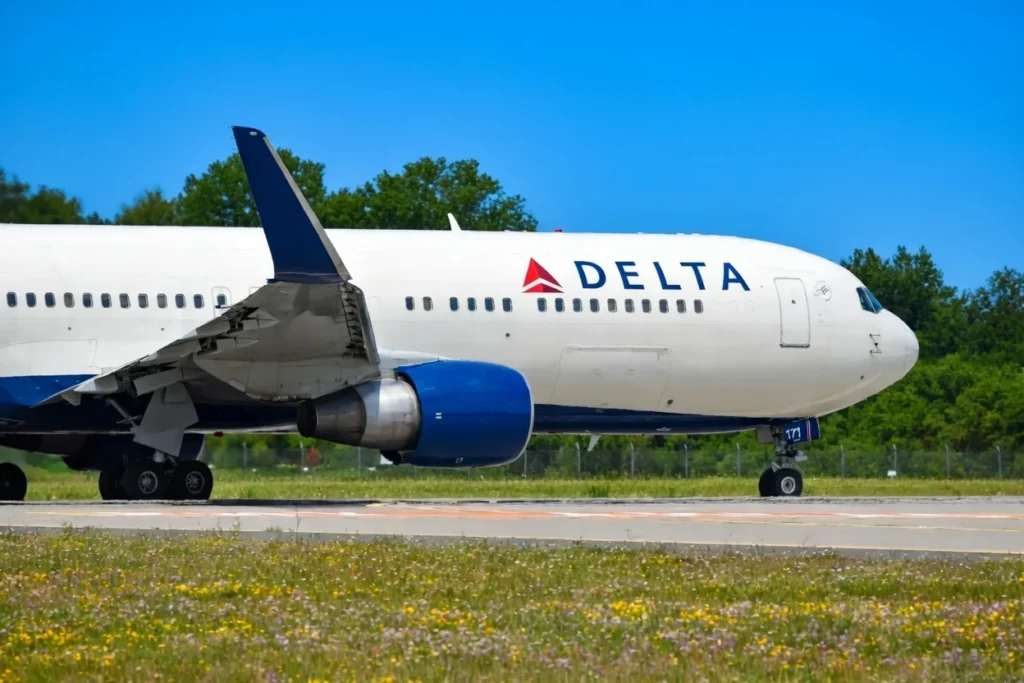 Delta Air Lines (DAL) Q1 Earnings Preview: Fuel Costs and Summer Demand Take Center Stage